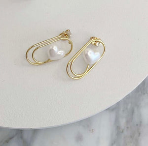 Paper Clip Earrings with Heart Shape Pearl